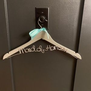 Maid of Honour Hanger
